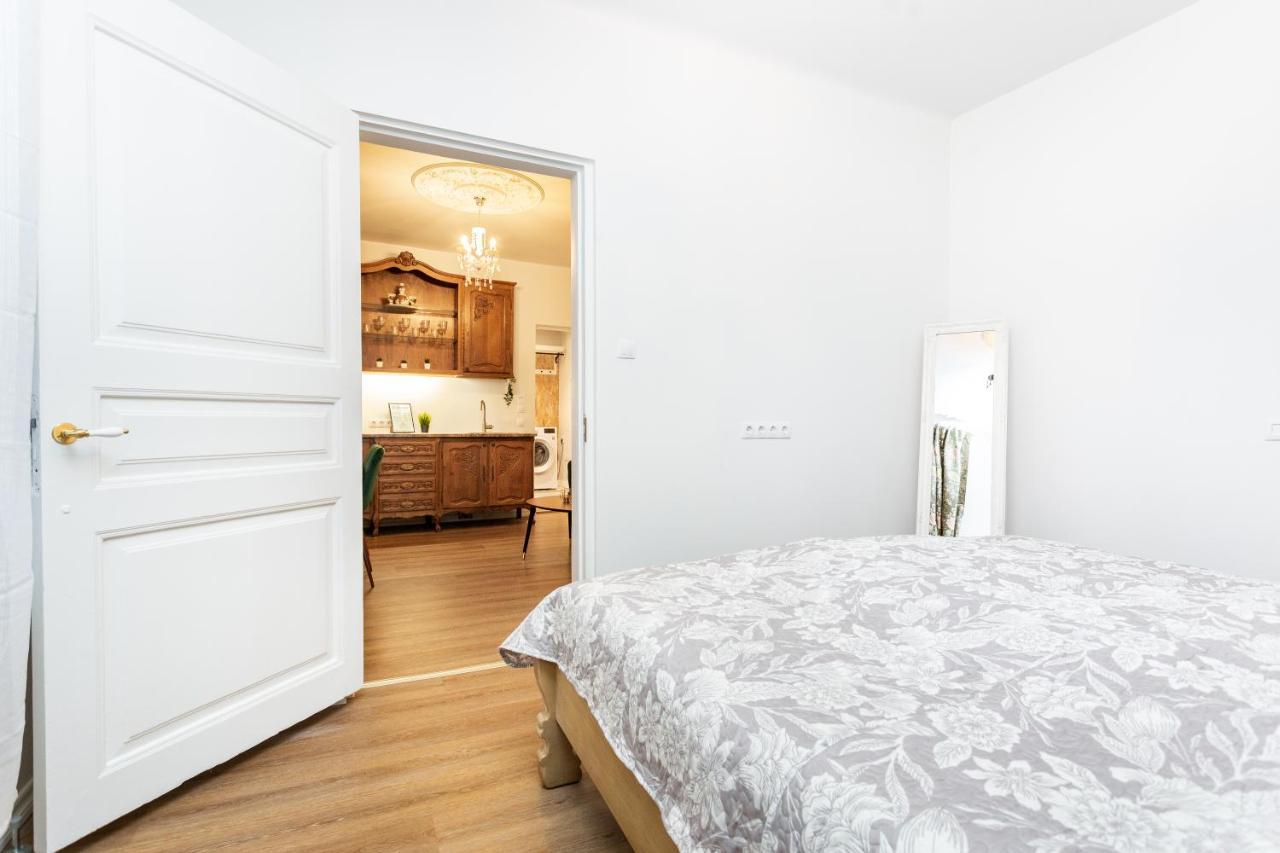 Easyrentals Central Tallinn Apartments By Tallinn University Esterno foto