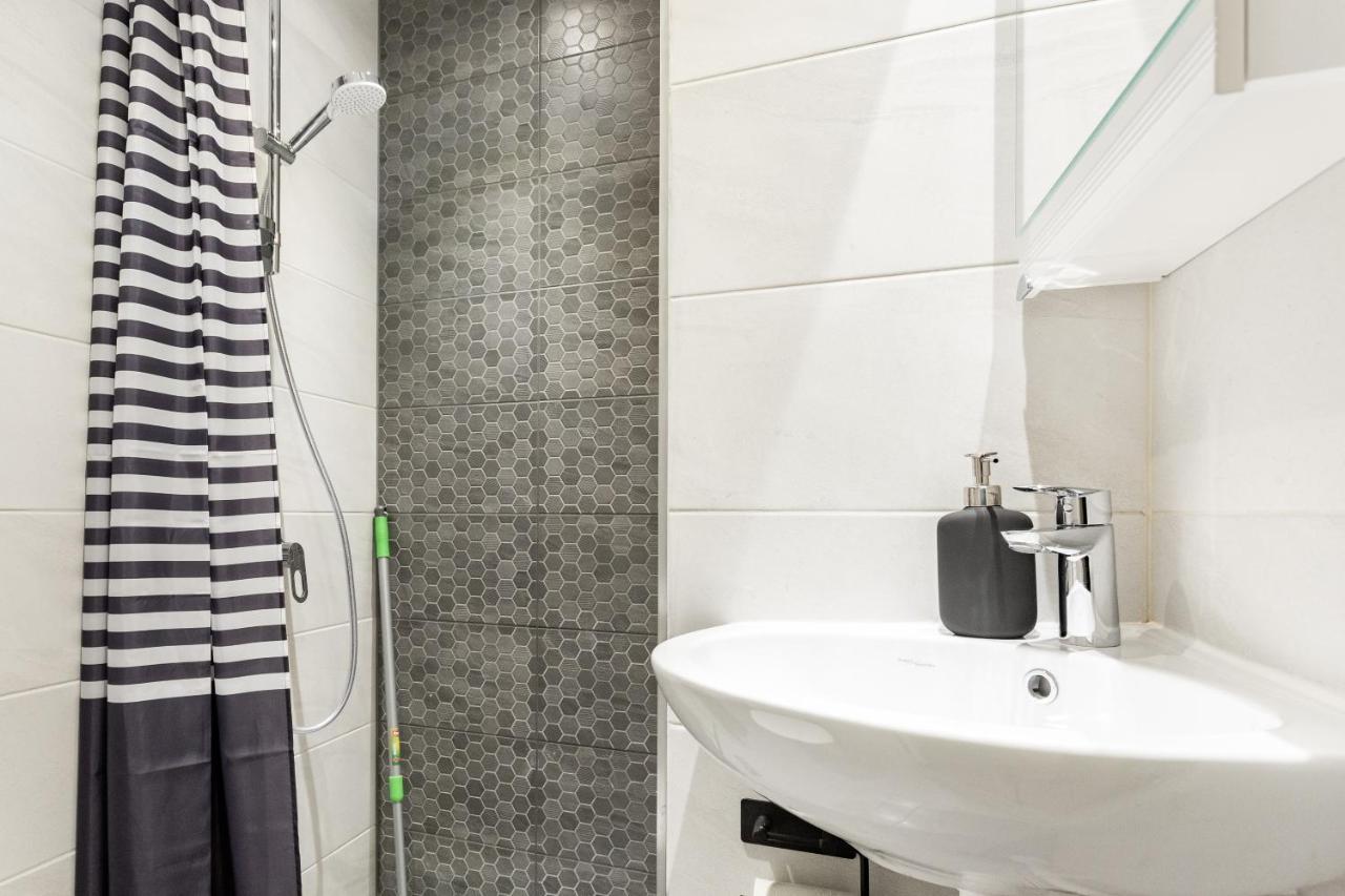 Easyrentals Central Tallinn Apartments By Tallinn University Esterno foto