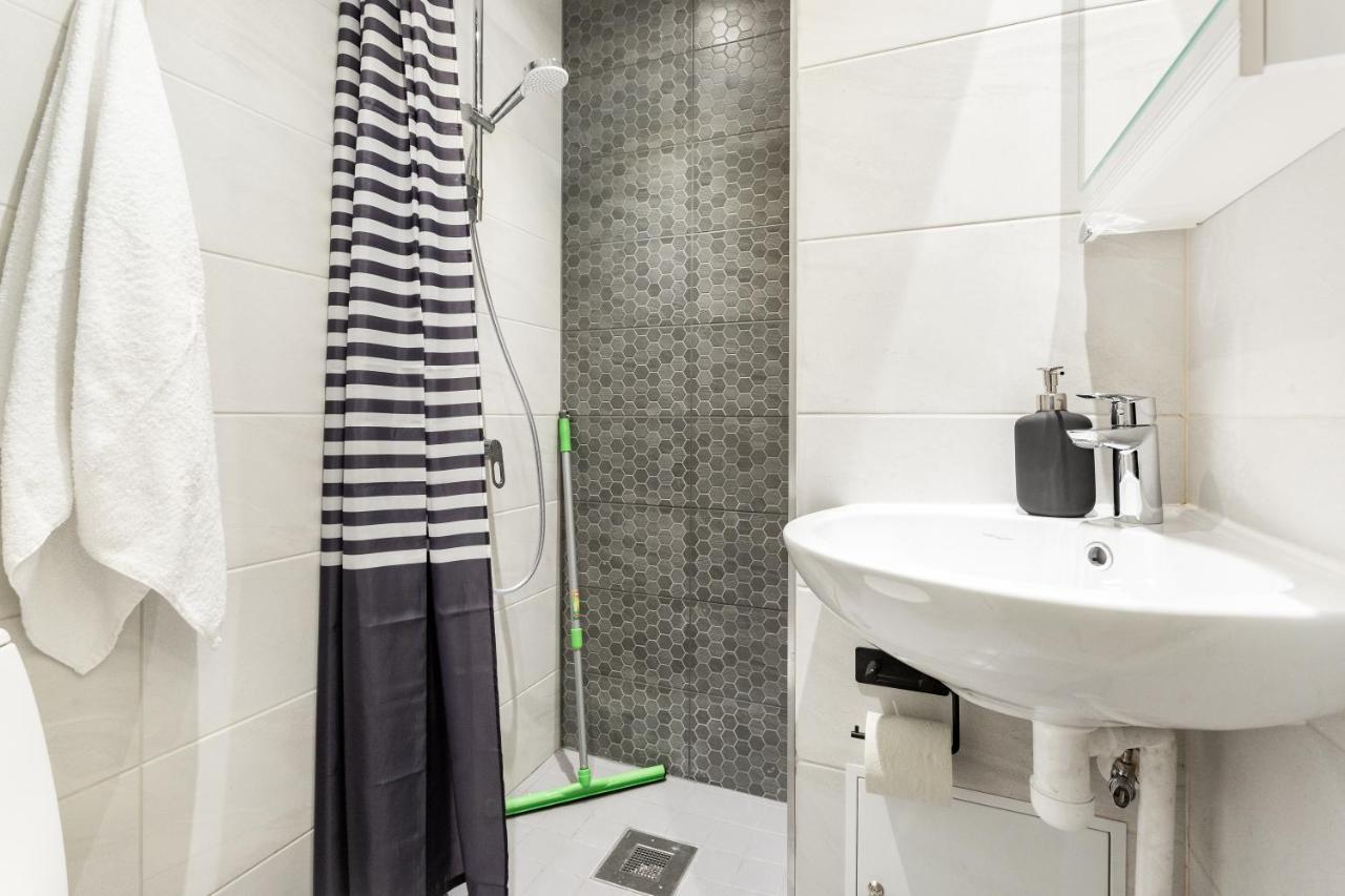 Easyrentals Central Tallinn Apartments By Tallinn University Esterno foto